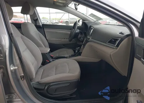 2017 Hyundai Elantra Se z USA, uszkodzony, nr VIN KMHD84LF2HU429867